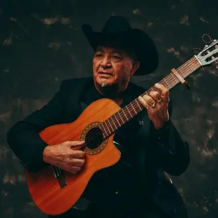 Eliades Ochoa