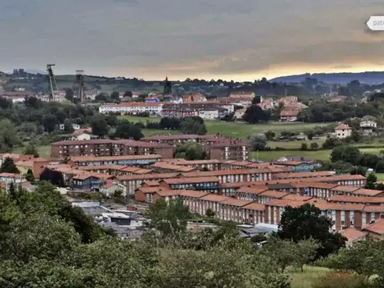 Itinerario de patrimonio: hábitat obrero en Llaranes y La Camocha