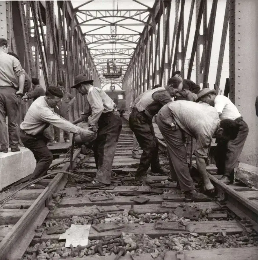 Exposición vidas de un mismo tiempo. Fotografía social de mario pascual (1959-1970)