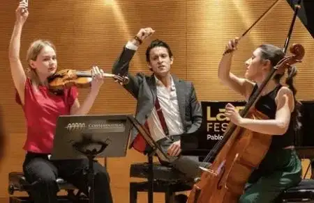 Ensemble Rona con la Orquesta Filarmonía de Oviedo