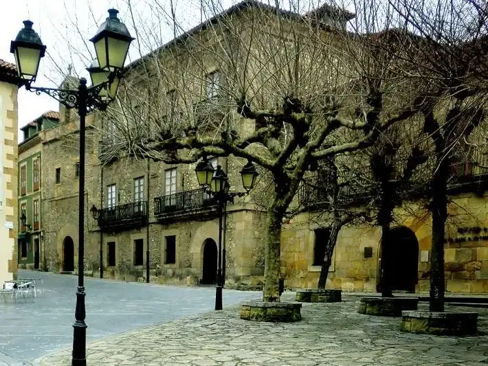 Itinerario "Un paseo con Jovellanos"