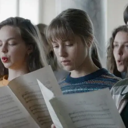 La chica del coro