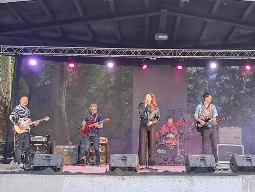 Begoña. FOURTHEM. (Rock)