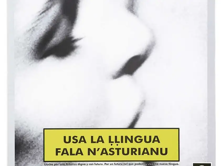 Exposición cartelos n’asturianu (1976-2005)