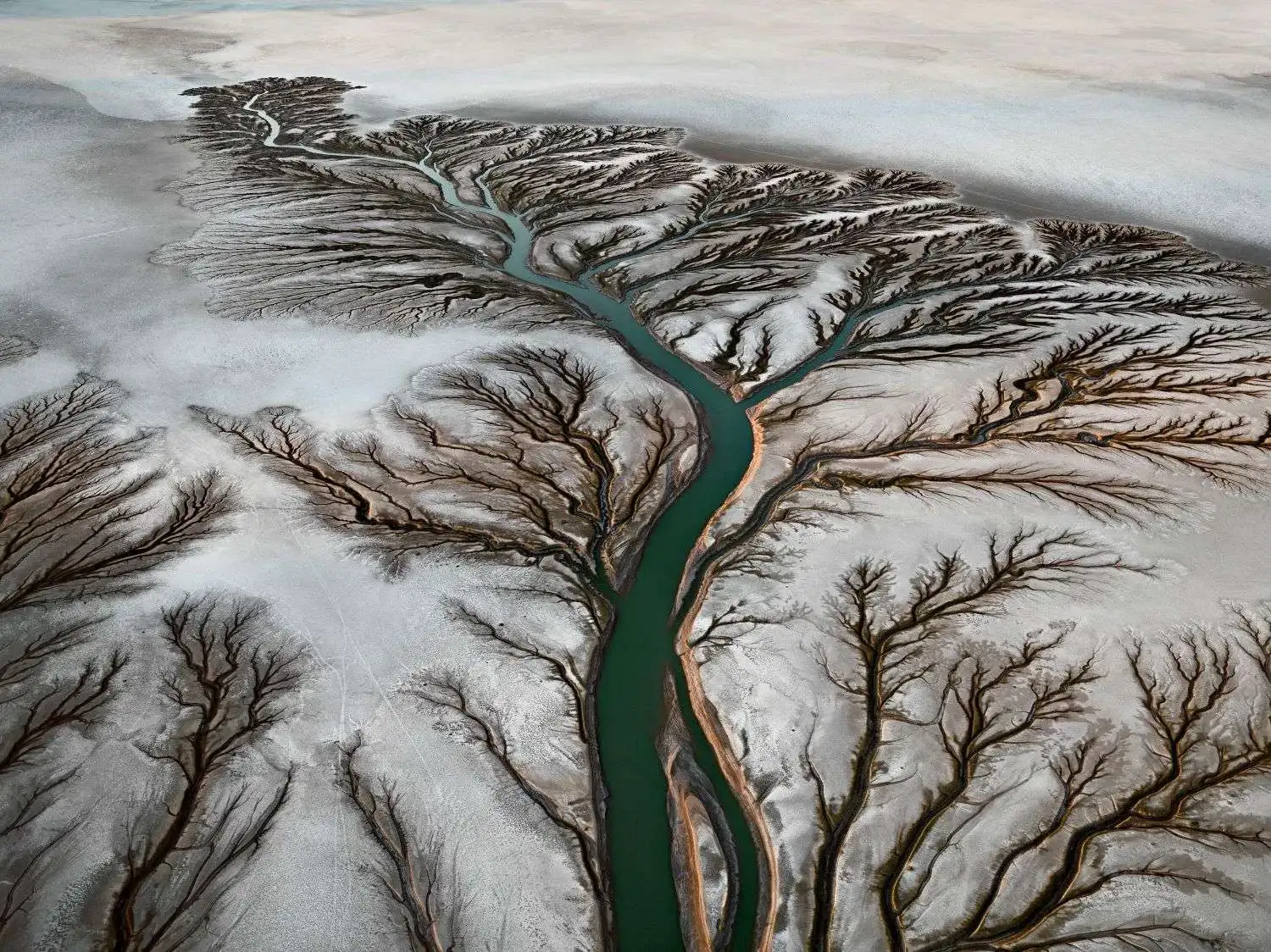 Exposición ‘agua’, del reconocido fotógrafo canadiense edward burtynsky.