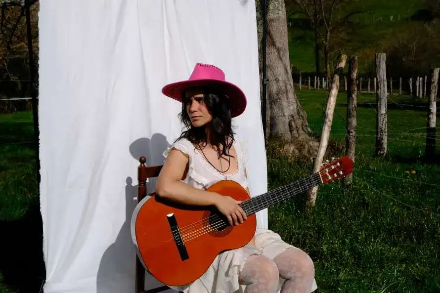 Begoña. MARÍA CASALS. (Pop)